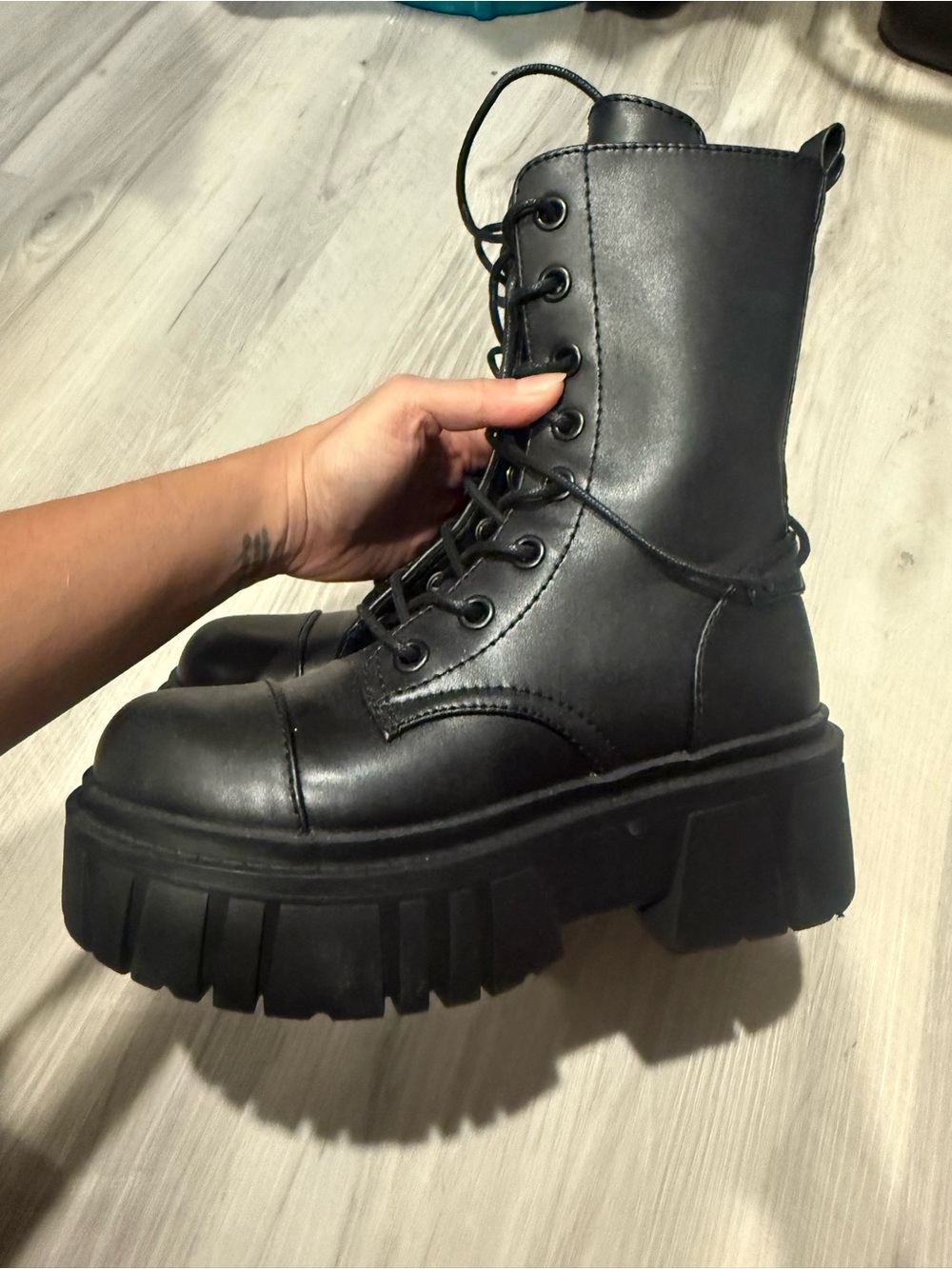 Black Chunky Traitor Platform Lace-Up Boots dollskill